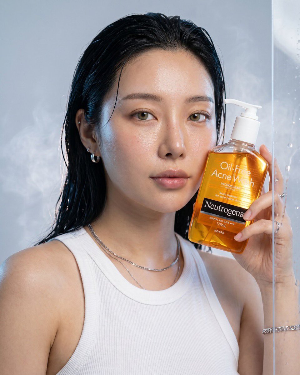 Ultra-realistic luxury skincare advertisement for Neutrogena Oil-Free